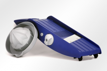 חותכן ירקות כחול